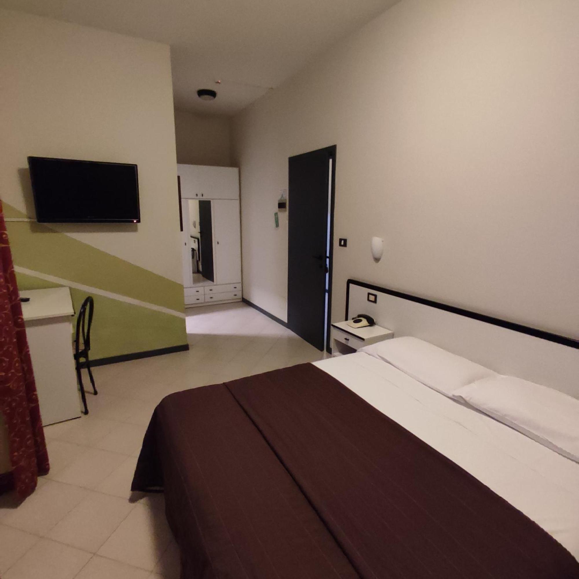 Hotel Italia Porretta Terme Zimmer foto